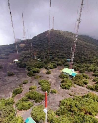 Torre-Volcan-Irazu-2